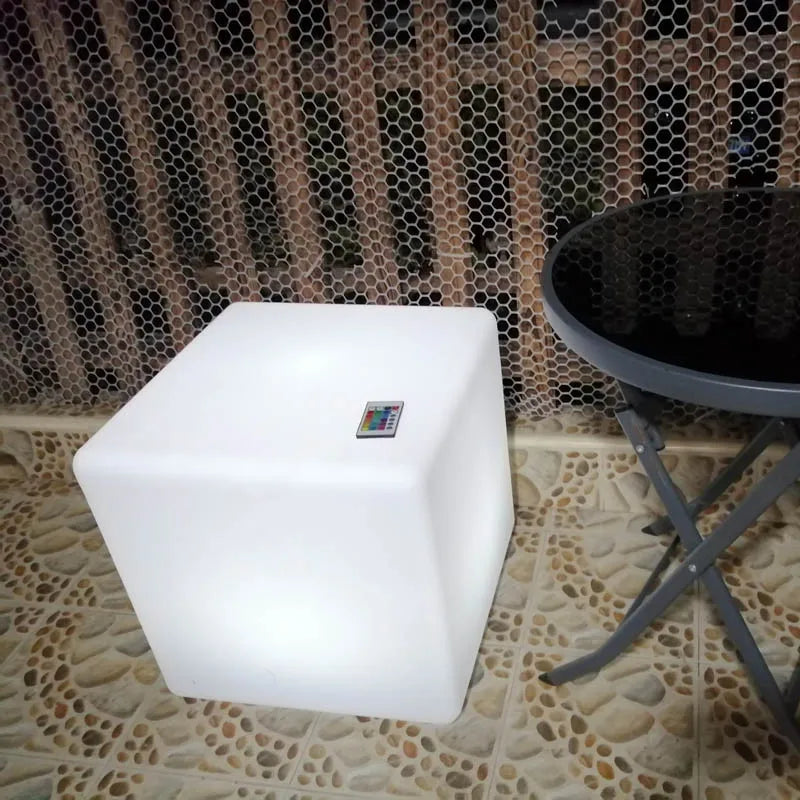 LUMINA MODULAR – Waterproof LED Lounge Furniture