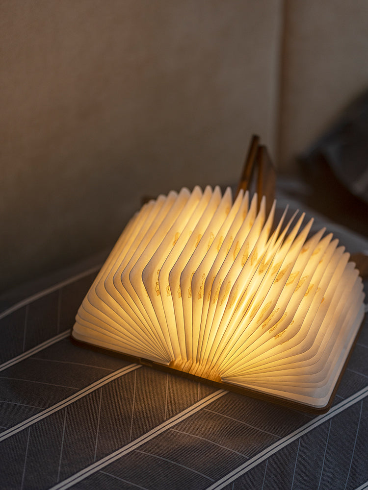 Folding Chinese-Style Nightlight – Elegant & Portable Design