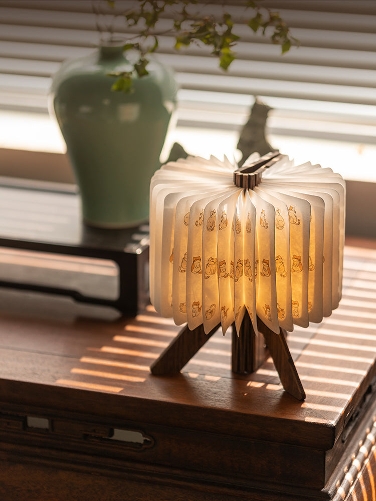 Folding Chinese-Style Nightlight – Elegant & Portable Design
