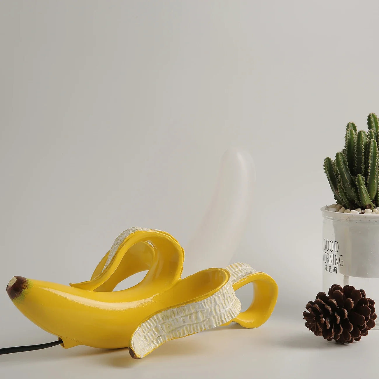 Nordic Modern Banana Led Night Lights Living Room Decoration GlassTable Lamps Bedroom Bedside Desk Lamp Home Decor Light Fixture