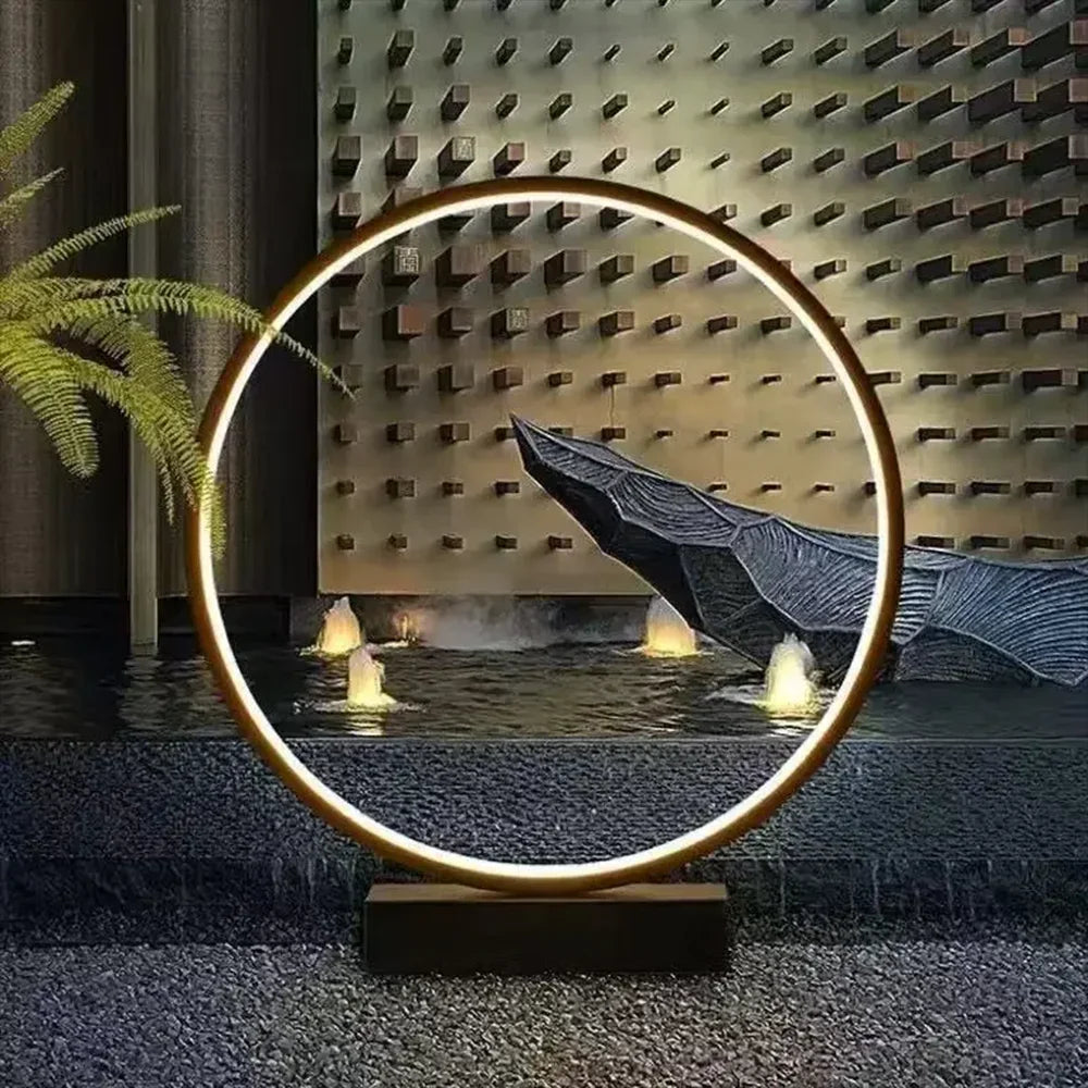 Lunar Halo Outdoor Lamp