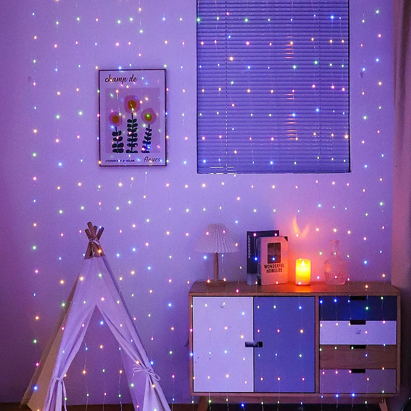 USB-powered curtain string lights