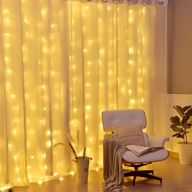 USB-powered curtain string lights