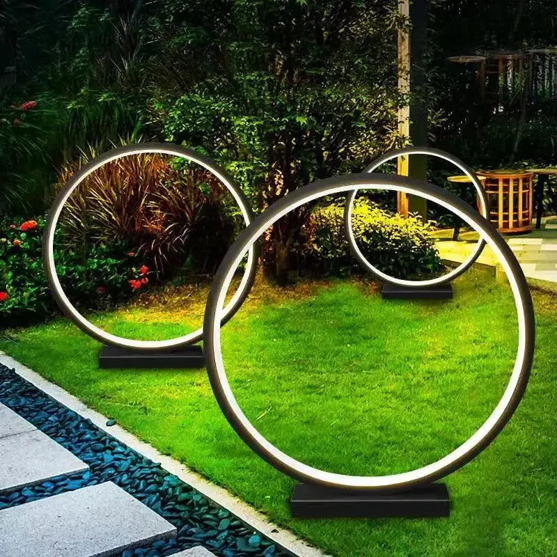 Lunar Halo Outdoor Lamp