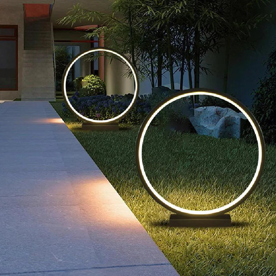 Lunar Halo Outdoor Lamp