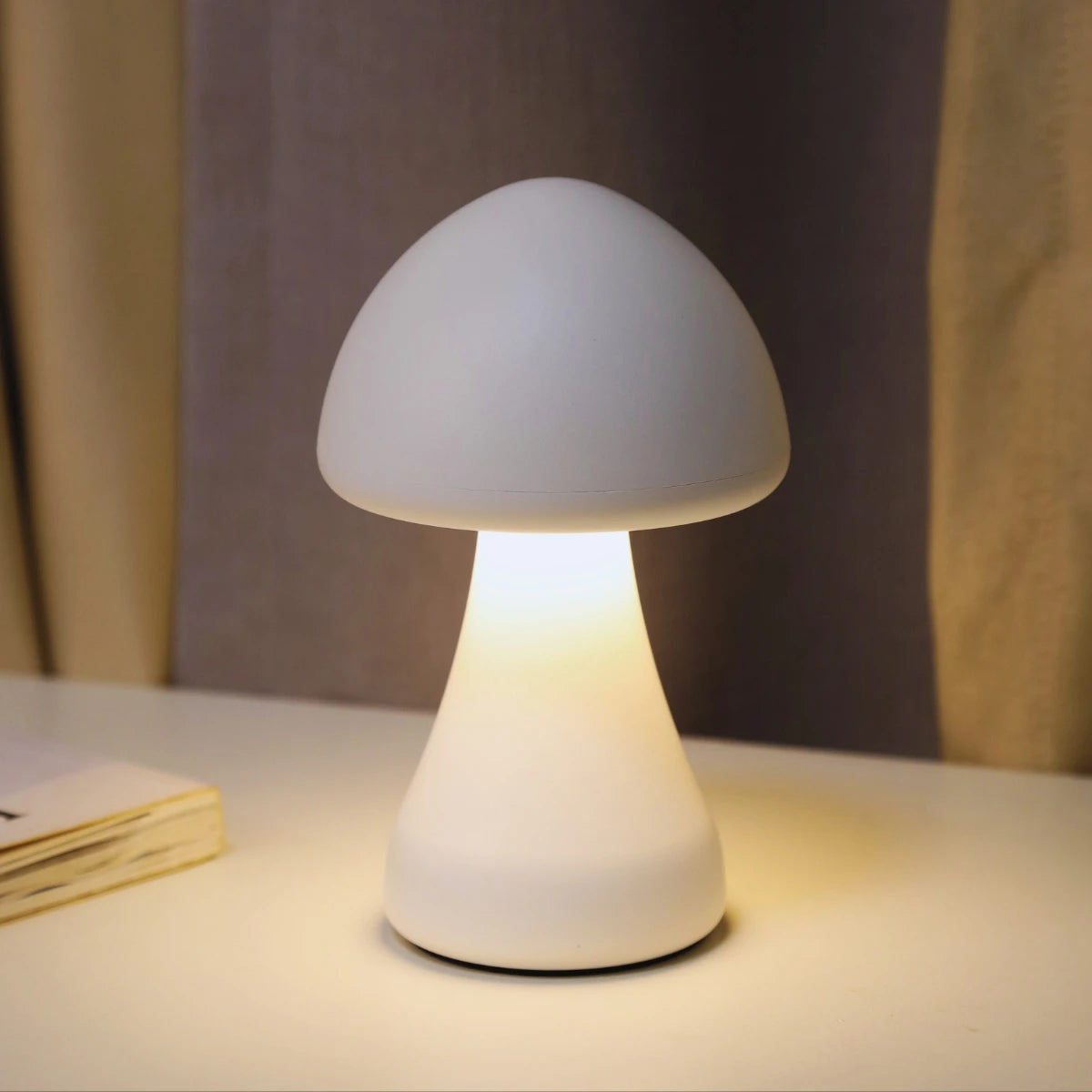 Rechargeable Mushroom Night Light – Touch-Controlled LED Table Lamp