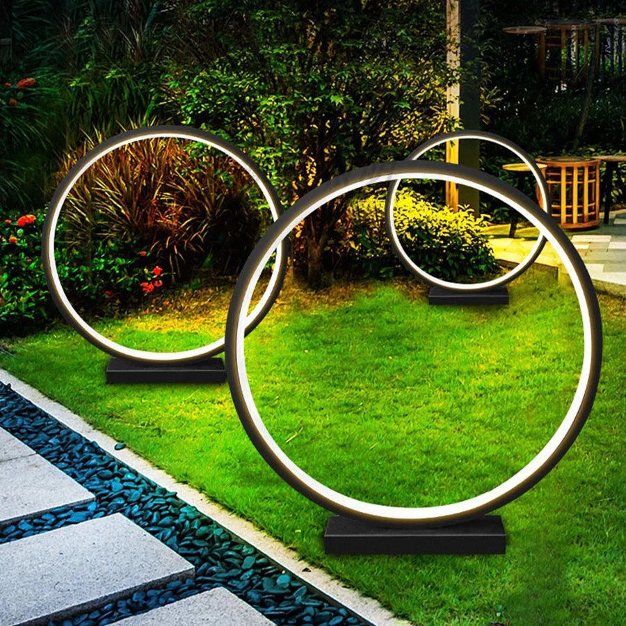 Lunar Halo Outdoor Lamp