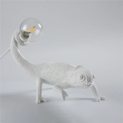 Lizard Be Dorm Wall Light design detail view