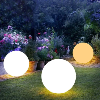 Glowing Balls Outdoor Lights design detail view