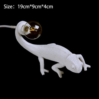 Lizard Be Dorm Wall Light lifestyle product view