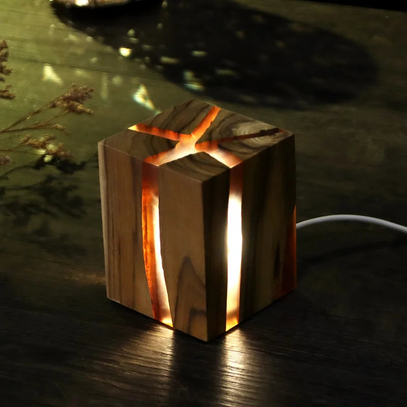 Cracked Solid Wood Nordic Design Nightlight